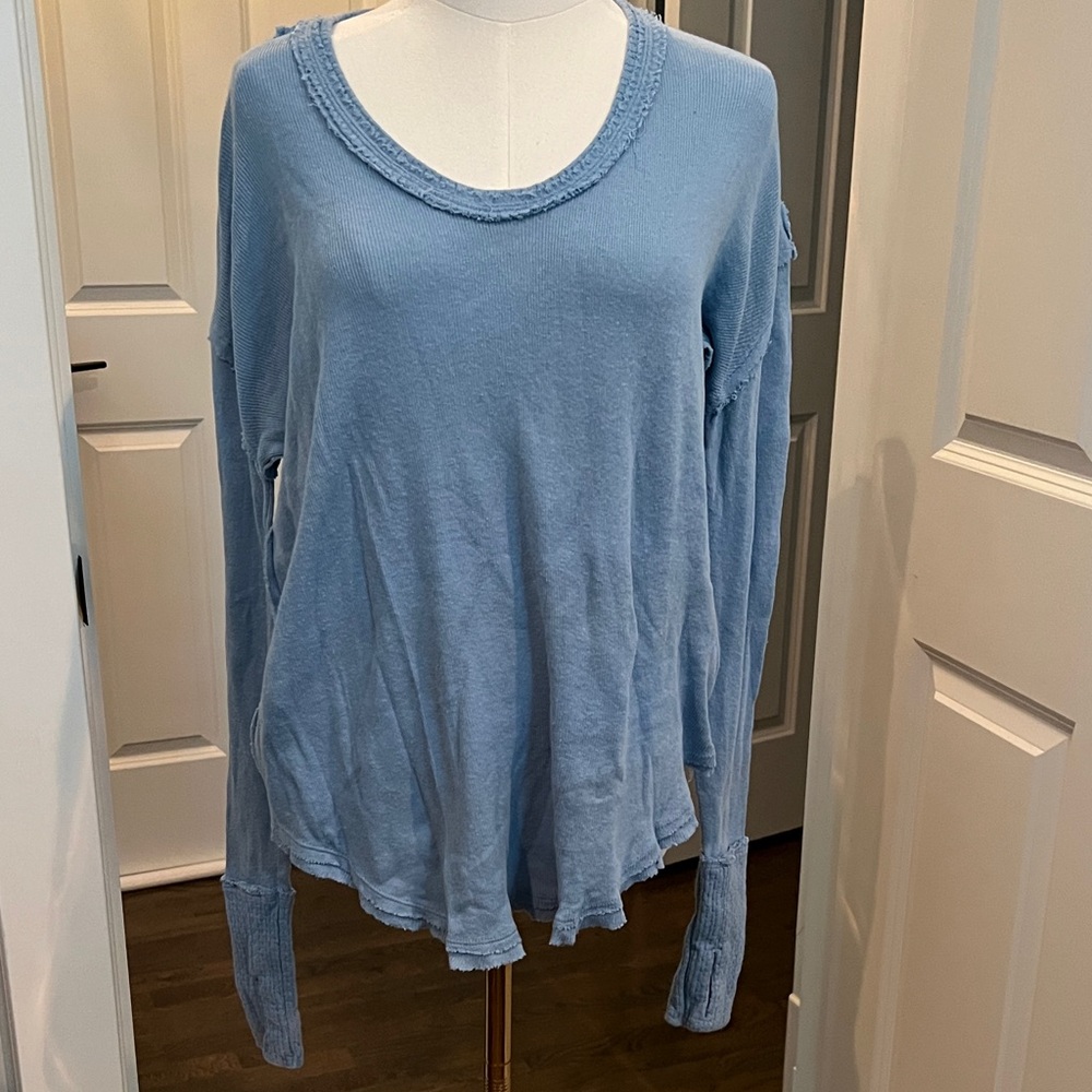 Women's Blue Long Sleeve Top